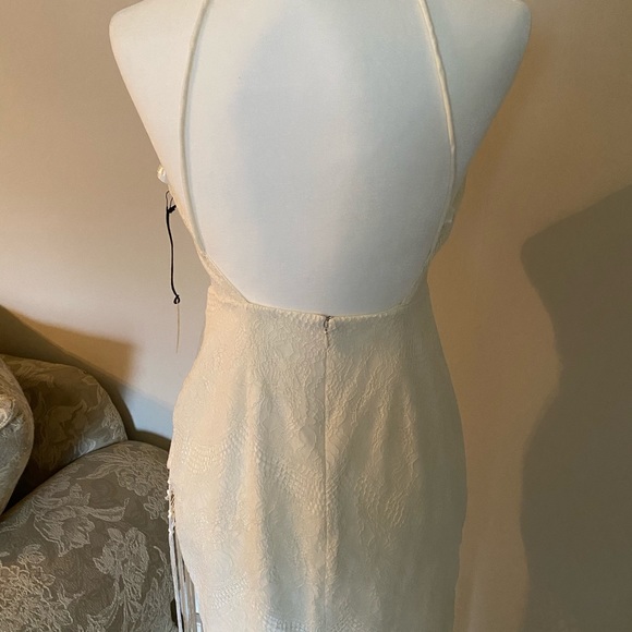 Tularosa The Napa Dress in White - Picture 7 of 7